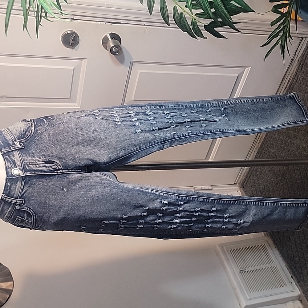 SAZA Light Denim Jewelry Embellishment Pockets Fray Shred Design Jeans Size 7